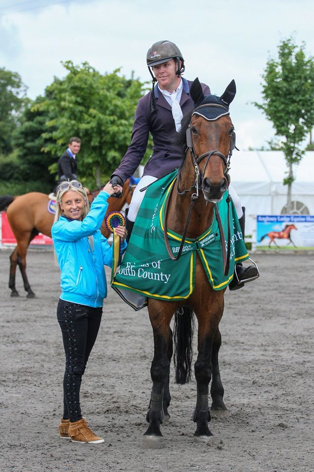Read more about the article Liam O’Meara and Mr Coolcaum win National Grand Prix at South County Show
